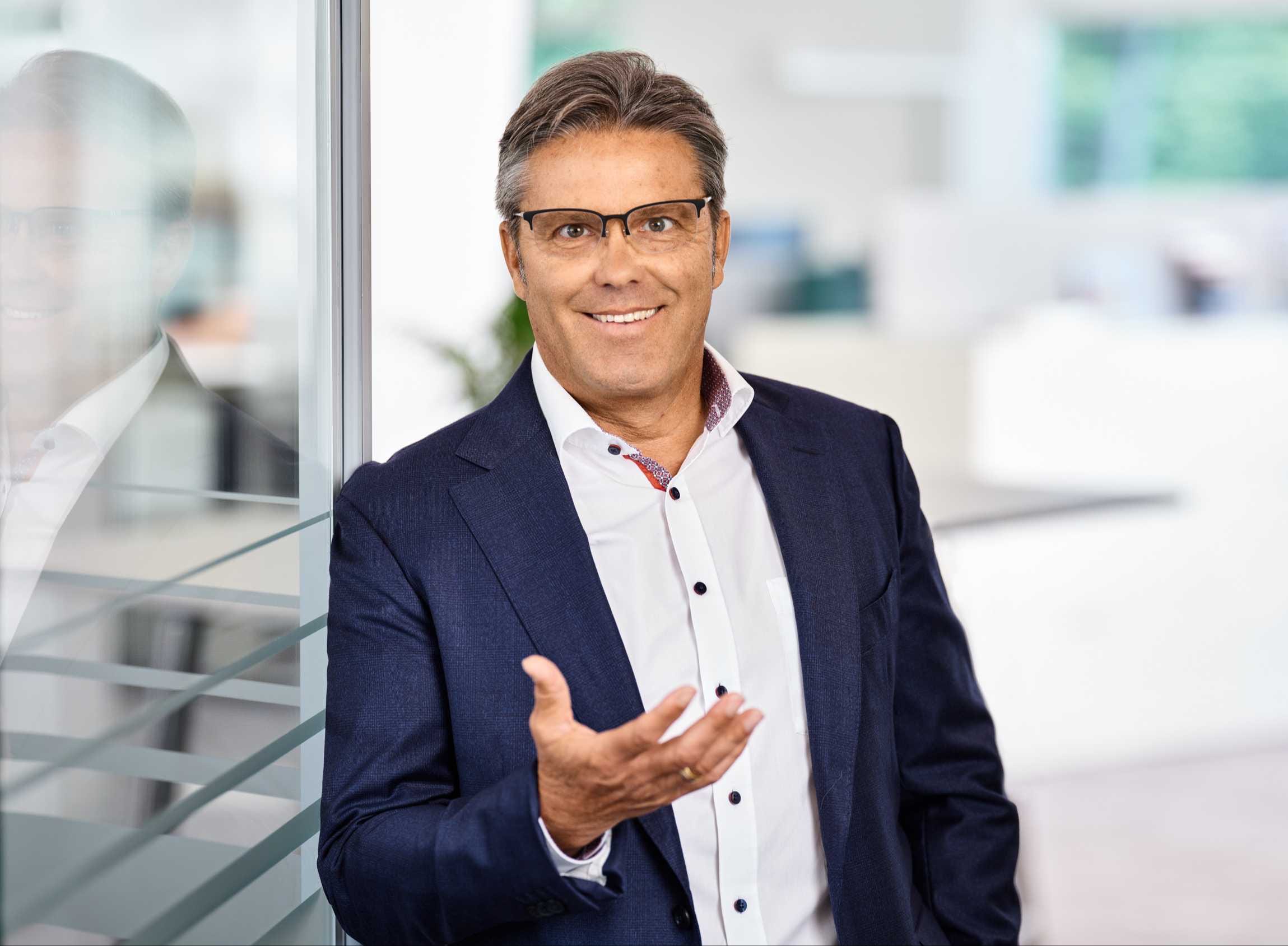 Frank m.-Scheelen-expert-marketplace-64ba7a917a083 (1)